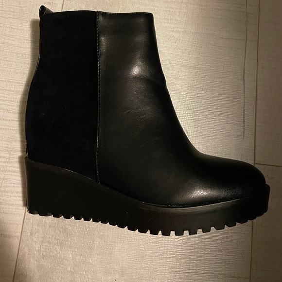 🇬🇧 black leather and suede platform ankle boots ✨ - Picture 4 of 13